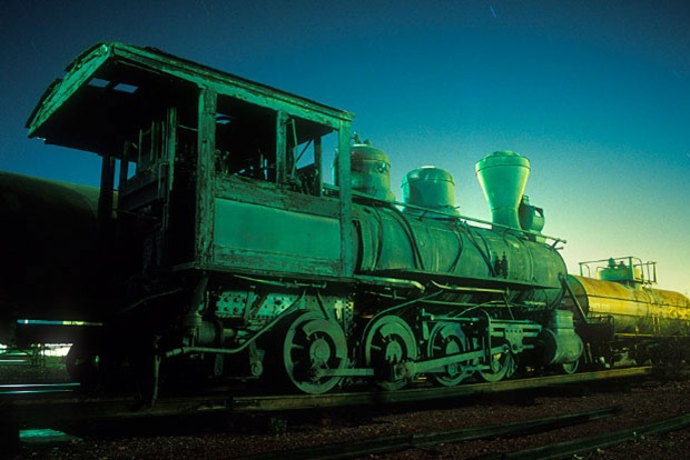Abandoned-train -and-night-photography