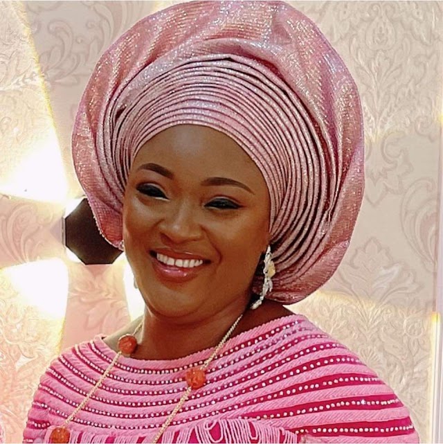 See Dr. Olubusola's Glam Look In Native