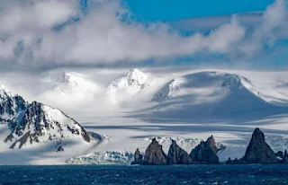 Rising greenhouse gases have cooling effect on Antarctica’s atmosphere