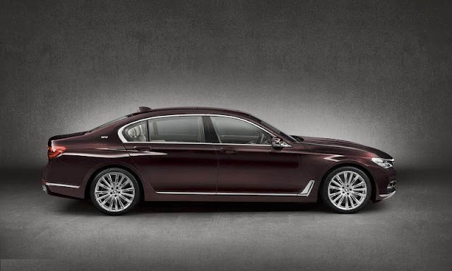 2017 BMW M760Li XDrive V12 Excellence