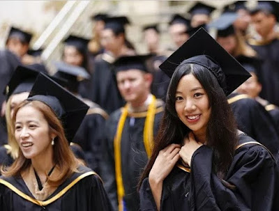 model wisuda rambut wisuda digerai terbaru