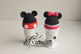 Krawka: Crochet Easter egg warmer/cozy inspired by Mickey Mouse and Minnie. Free crochet pattern to make it yourself.