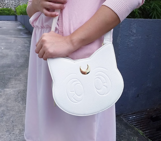 GU sailor moon artemis bag