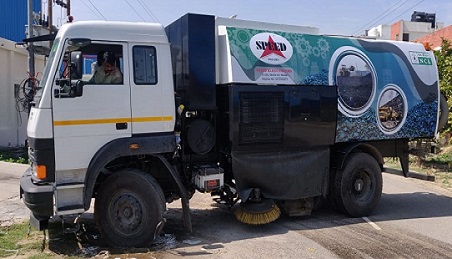 Road Sweeper Machine