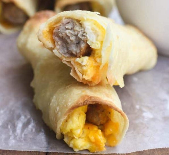 EGG AND SAUSAGE BREAKFAST TAQUITOS #brunch #lunch