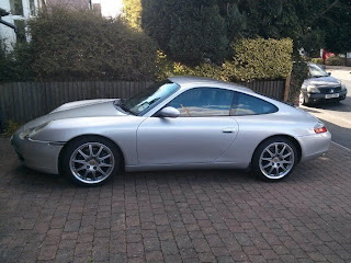 Porsche 911 Carrera 2 (2001 model 996)