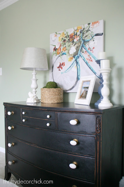 accessorizing dresser top