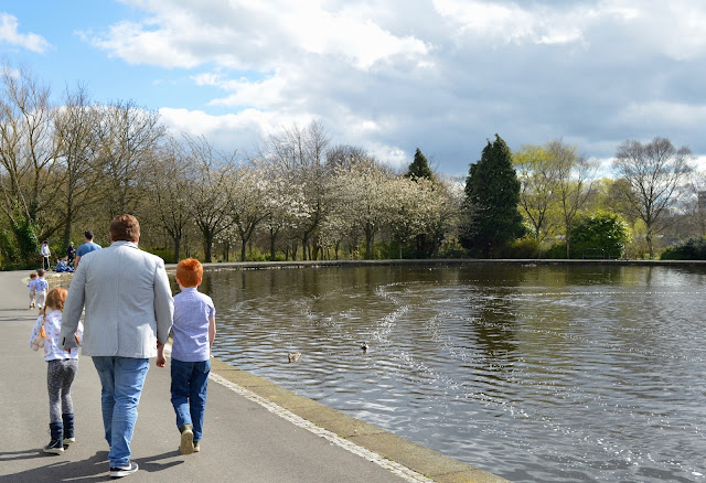 Exhibition Park Newcastle | Wylam Brewery Sunday Lunch - lake walk