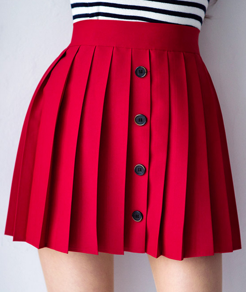 Pleated Buttoned Skirt