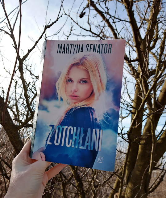 Z otchłani - Martyna Senator