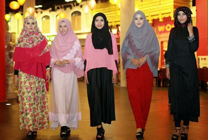  Baju Muslim Untuk Lebaran Artis Indonesia Juli 2019 
