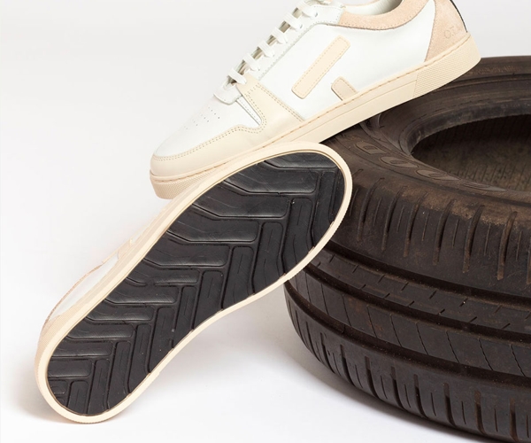 Sneakers durables O.T.A Paris en pneu recyclé