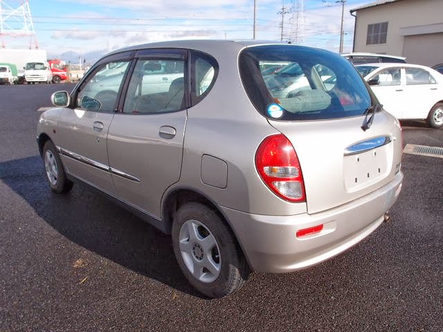 2000 Toyota Duet for Tonga to Nukalofa