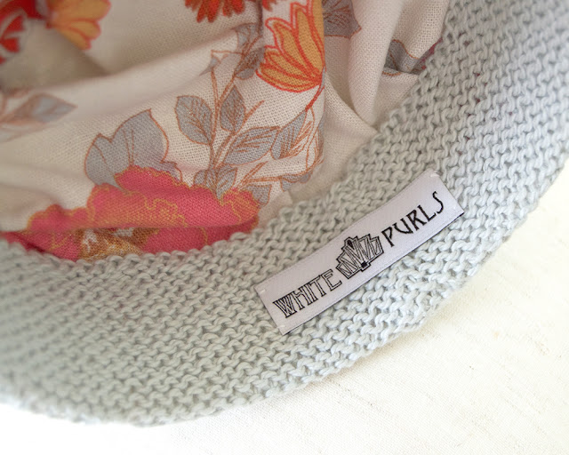 Pillbox Hat - Holly - Inside View