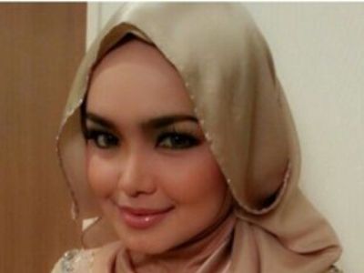 KINABALU JATI Siti Nurhaliza Bertudung  Bukan Untuk Berpolitik