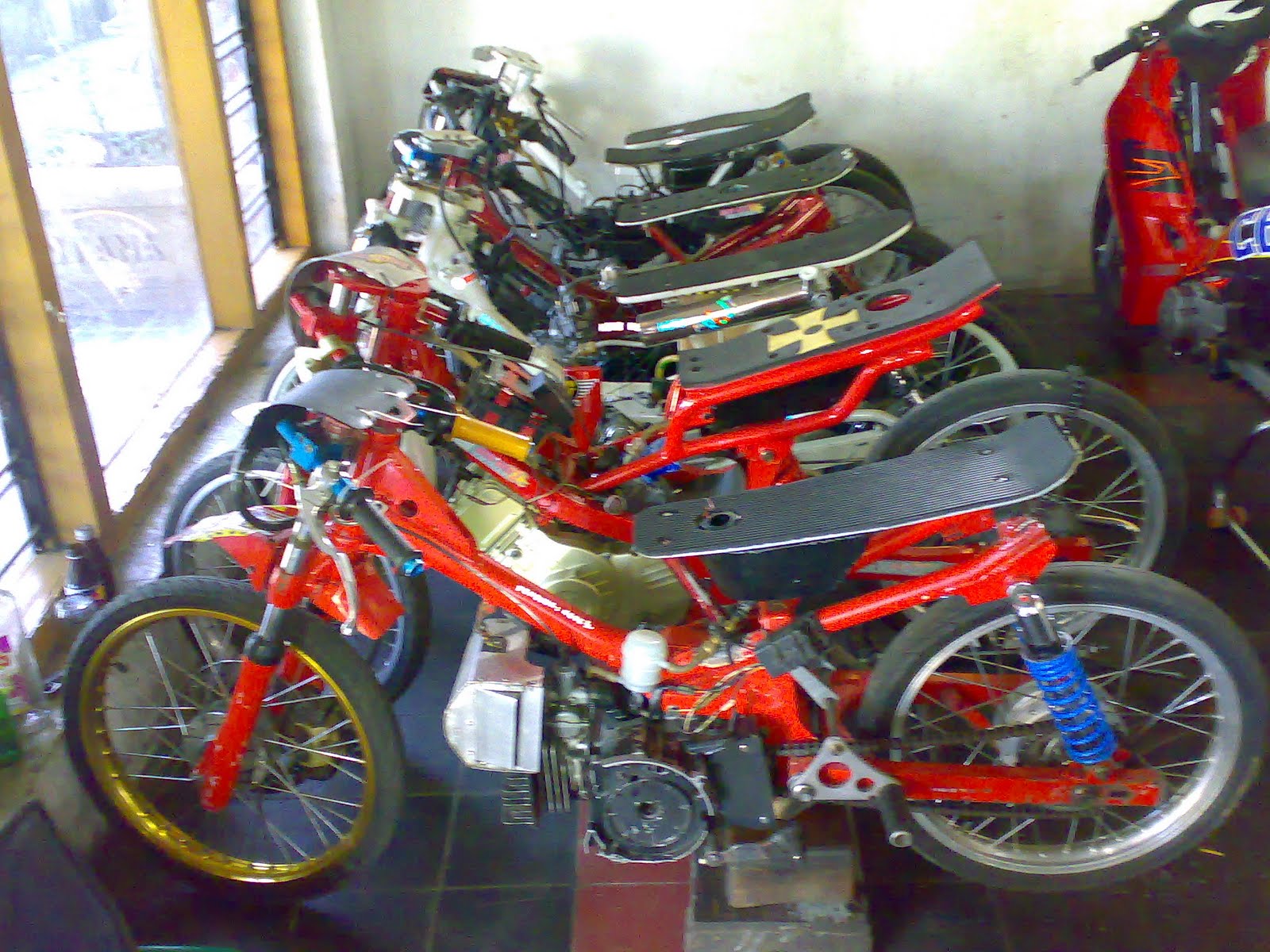 Koleksi Modifikasi Motor Vega Crypton Terbaru Dunia Motor Koleksi Modifikasi Motor Vega Crypton Terbaru Dunia Motor