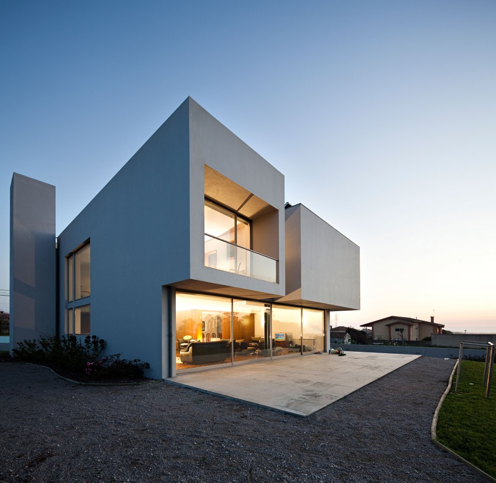 Paramos House Rumah Minimalis Portugal