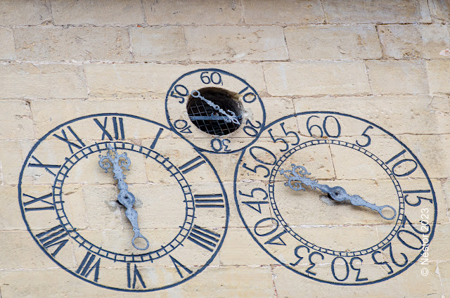 Logroño.Reloj mecánico que data de 1786 conocido como el "reloj de las tres esferas"