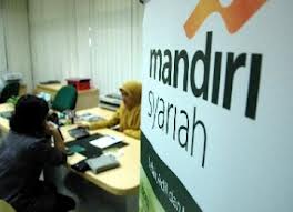 http://www.lokernesiaku.com/2012/08/lowongan-bumn-bank-mandiri-syariah.html