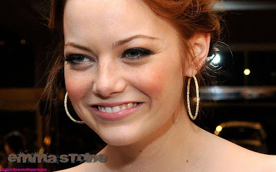 Emma Stone Hollywood Actress Wallpaper