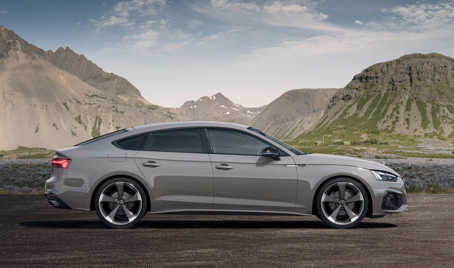 Audi A5 Sportback 2020 Review - AZH-CARS
