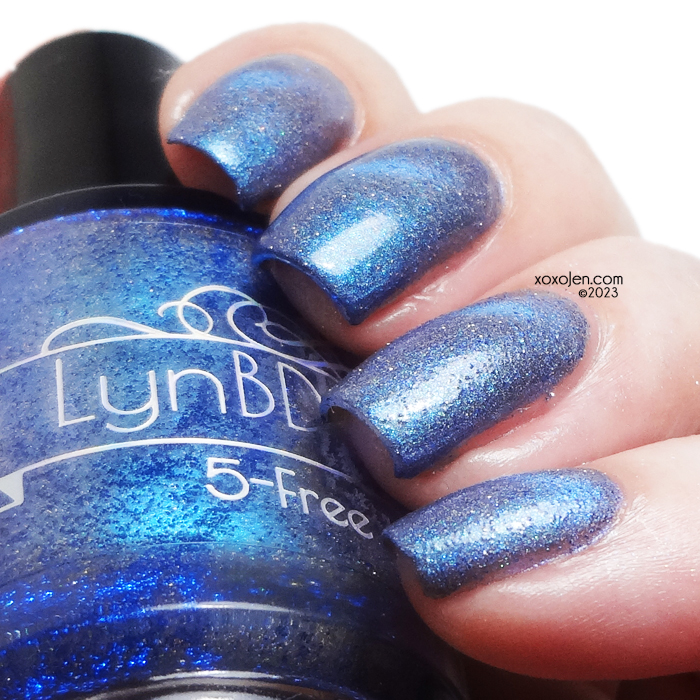 xoxoJen's swatch of LynB Designs Catch My Drift