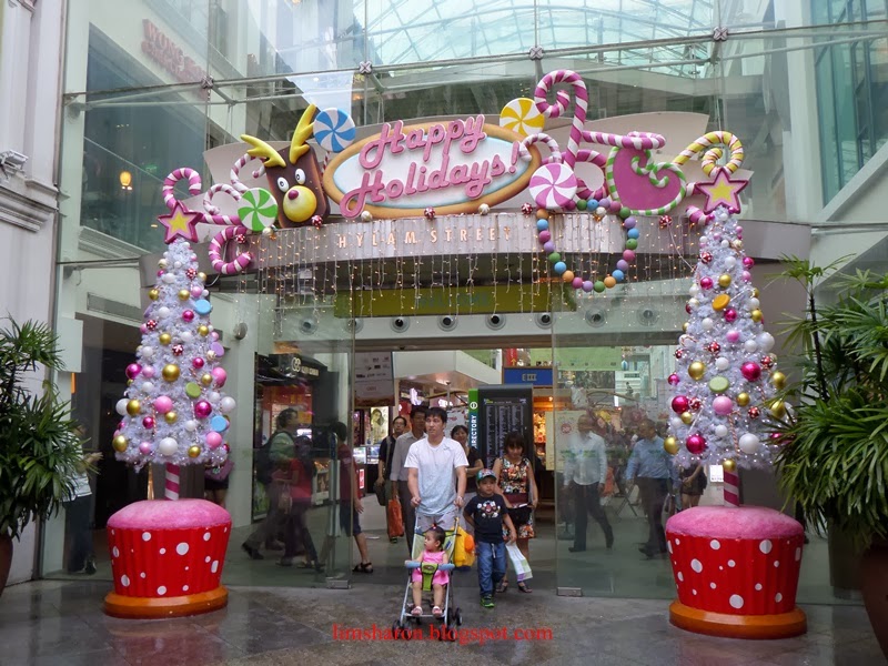 Somewhere in Singapore  Blog Christmas  decorations  Bugis 