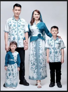 Baju Batik Keluarga buat Lebaran