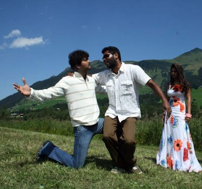 Actor Vijay and Actress Nayanthara in Director Prabhu Deva’s Villu movie Shooting spot
