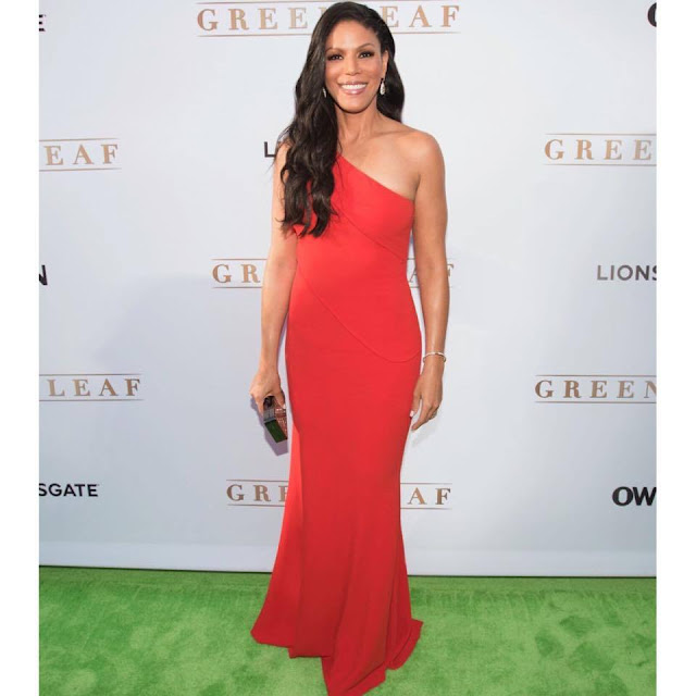 Merle Dandridge Profile pictures, Dp Images, Display pics collection for whatsapp, Facebook, Instagram, Pinterest, Hi5.