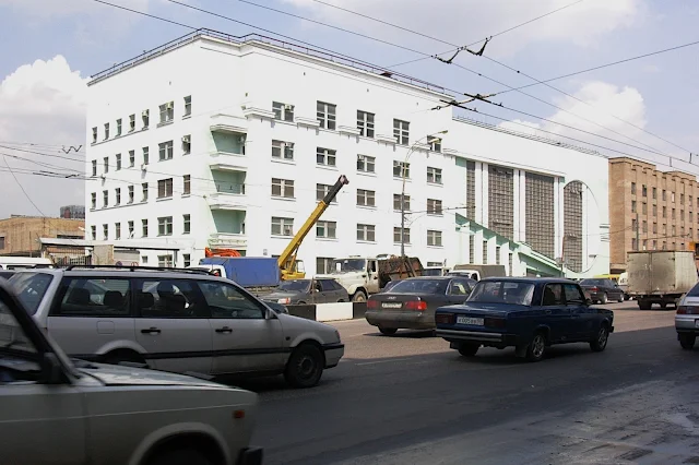 улица Сущёвский Вал, гараж «Интуриста» (построен в 1934 году)