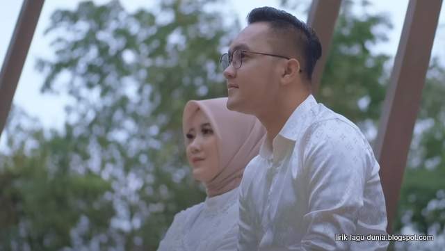 Lirik Lagu Bingkai Cinto Suci - Randa Putra Feat Rana LIDA