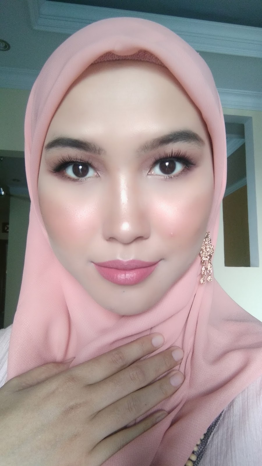 Soft Pink Glam Make Up For Wedding Event Invitation Fit2Fancy