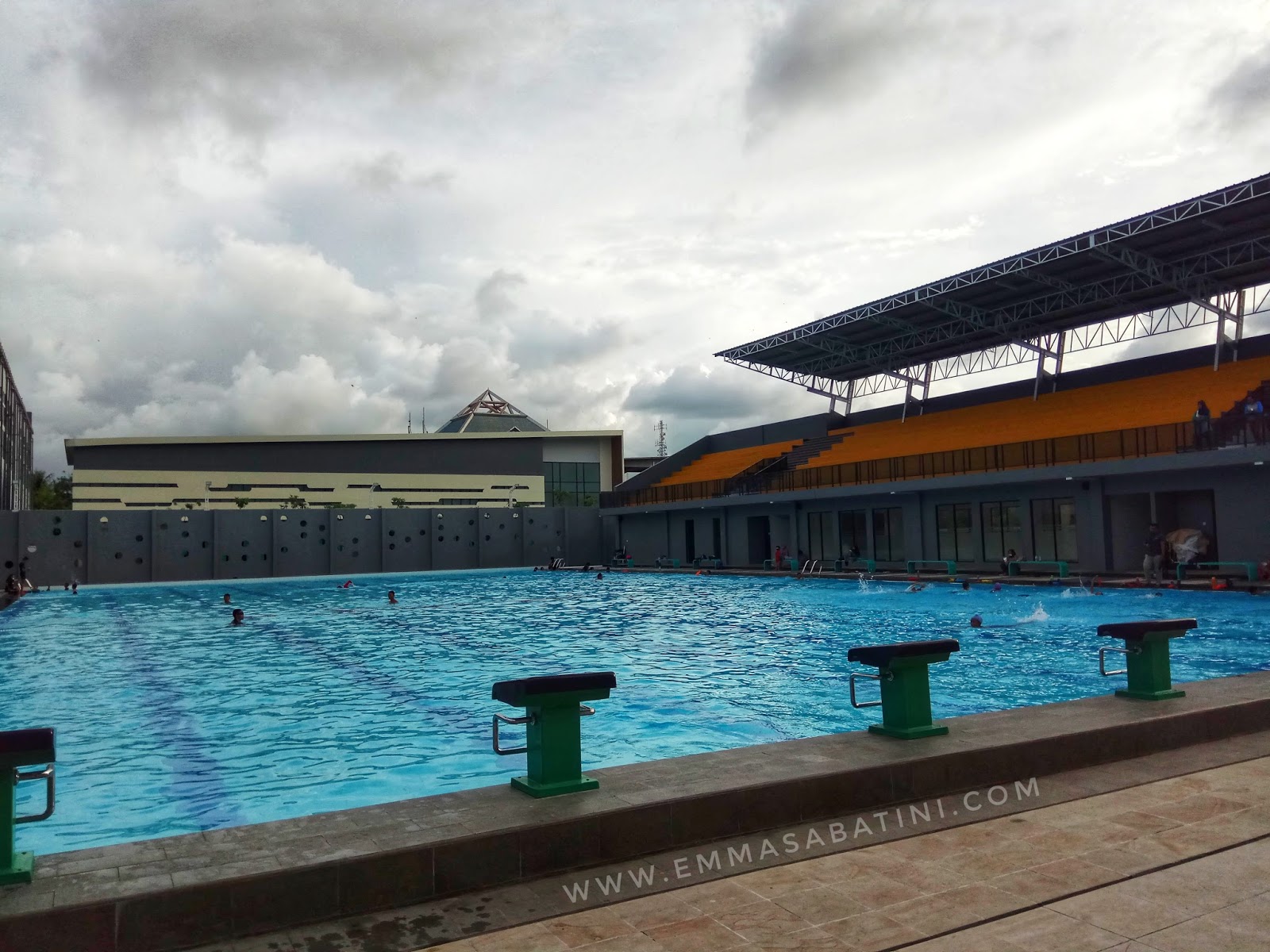 Ada lagi kolam renang baru yang asyik buat olahraga di Kota Cilegon Banten Berlokasi di ASA Sport Center kolam renang ASA baru dibuka pada Februari 2018