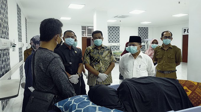Ali Mukhni : Pemkab Padang Pariaman Akan Tanggung Biaya Pengobatan Juni Arita Penderita Tumor Ganas 