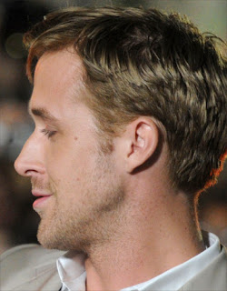 Man with a vertical facial profile. Ryan Gosling, Canadian actor.