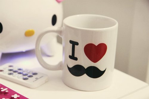 CANECA-MUSTACHE-BIGODE-BLOG-PEQUENAS-INFINIDADES-ALINE-RIBEIRO