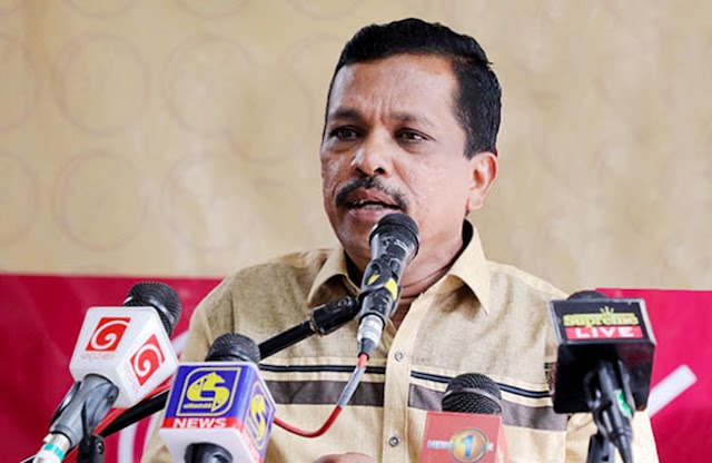 தொழிற்சங்கப் போராட்டத்துக்கு நாட்டு மக்கள் ஒத்துழைப்பு வழங்க வேண்டும்-    துறைமுகம், பெட்ரோலியம் மற்றும் மின்சாரம் ஆகிய துறைகளின் ஒன்றிணைந்த சேவை சங்கத்தின் தலைவர் ரஞ்சன் ஜயலால்