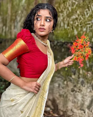 Anupama Parameswaran Looks in Traditional Saree Photoshoot