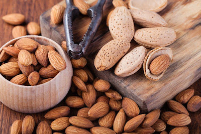 10 Benefits of Almonds For Health