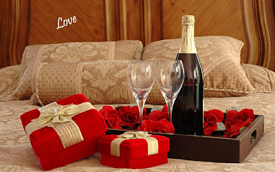Love-Romantic-Dinner-gift-for-love-imagees