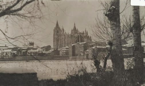 Catedral Gótica de la ciudad de León | Fotos Antiguas | Historia Leonesa | Vidrieras