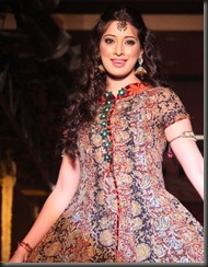 Lakshmi Rai Ramp Walk at CIFW 2012