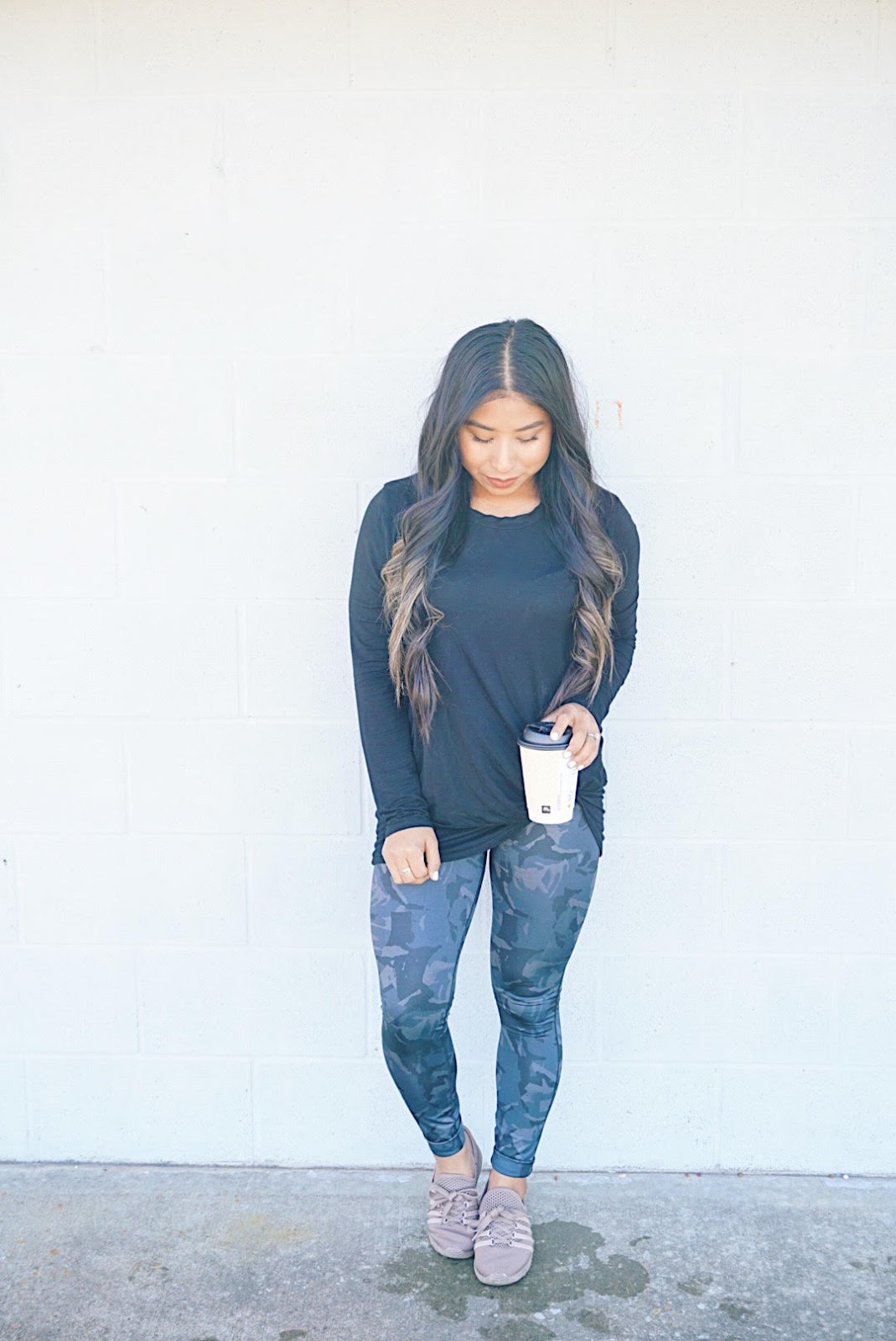 CoffeeWithRosa: OUTFITS OF THE WEEK : COMFY & MOM FRIENDLY!