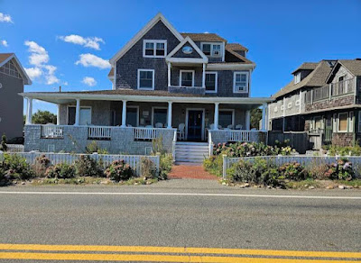 Isabelle’s Beach House