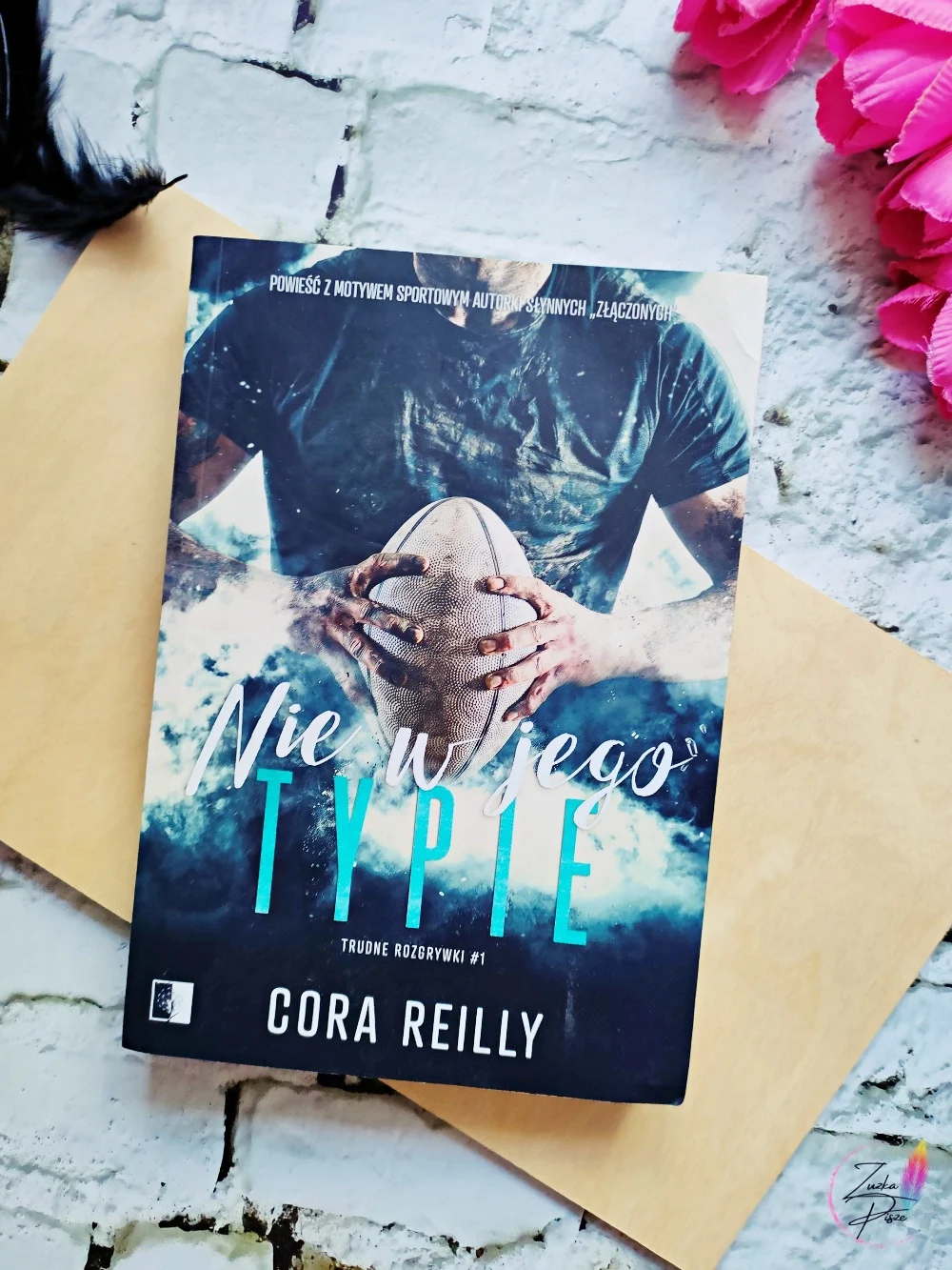 Cora Reilly "Nie w jego typie" - recenzja książki
