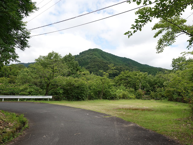 鳥取県西伯郡南部町下中谷　緑水湖遊歩道