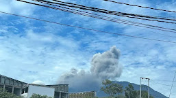 Gunung Marapi di Sumatera Barat Erupsi dengan ketinggian kolom abu 400 meter