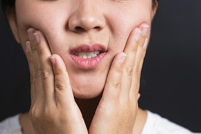 Khi nào nên nhổ răng cấm bị đau nhức?