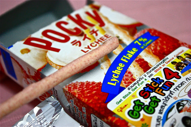 Glico Pocky Lychee Sticks